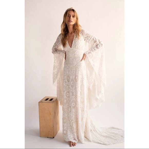 Spell & the Gypsy Tamsin Bohemian Lace Coastal Wedding Gown BNWT - Picture 6 of 17